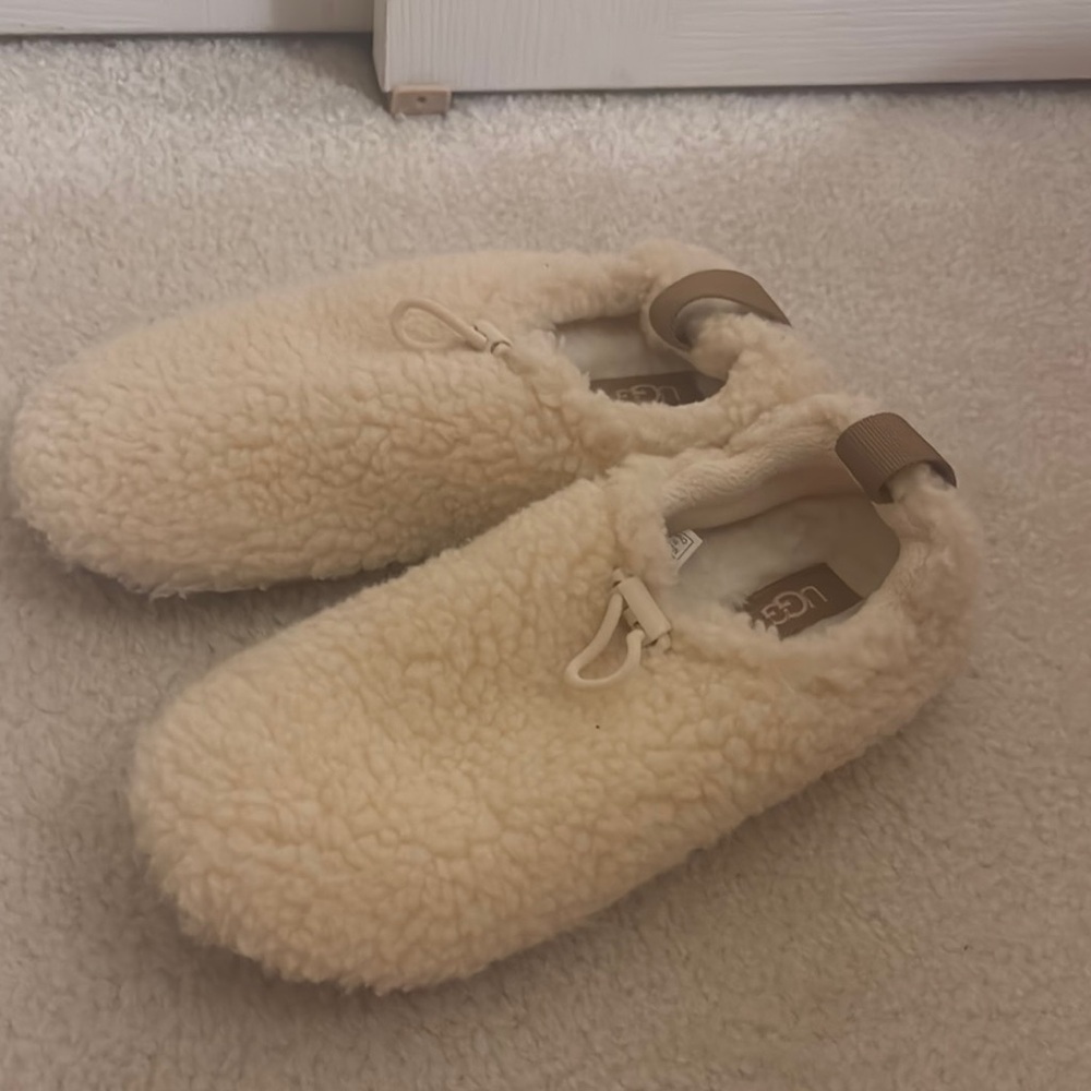 UGG Cream Fleece Slippers